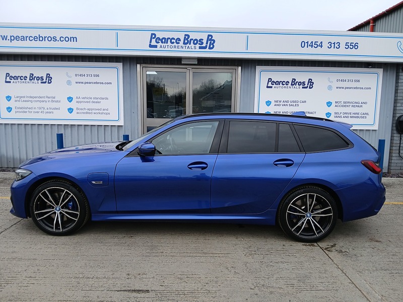 BMW 3 Series 330e M Sport - U3110
