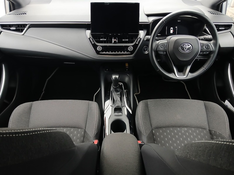 Toyota Corolla VVT-h Icon - U3144