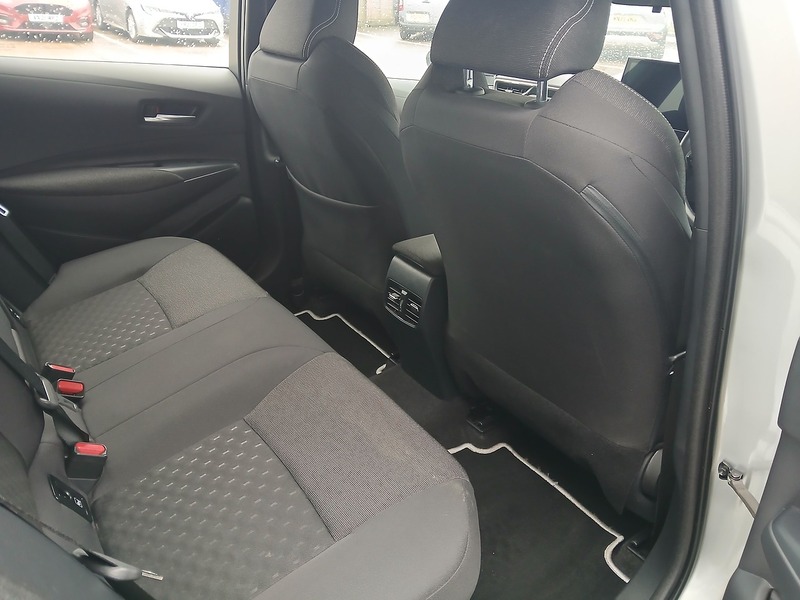 Toyota Corolla VVT-h Icon - U3144