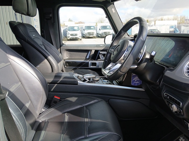 Mercedes-Benz G Class G63 V8 BiTurbo AMG - U3159