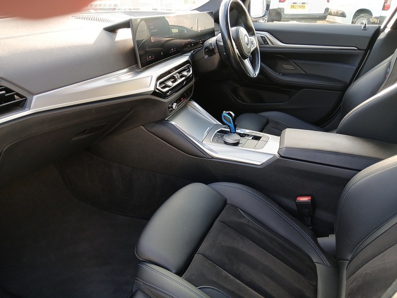 BMW i4 40 M Sport - U3440