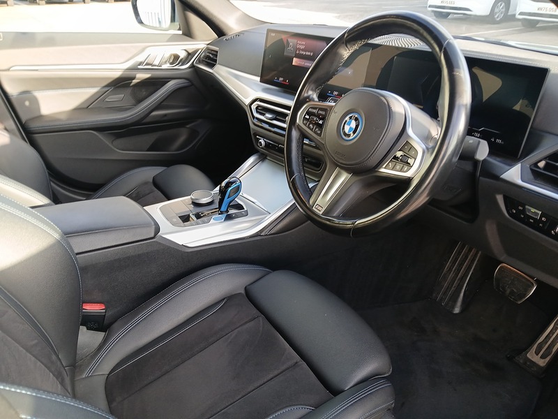 BMW i4 40 M Sport - U3440