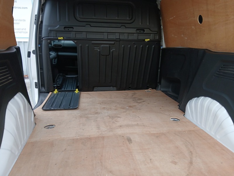 Vauxhall Combo Turbo D 2300 Pro - U3441
