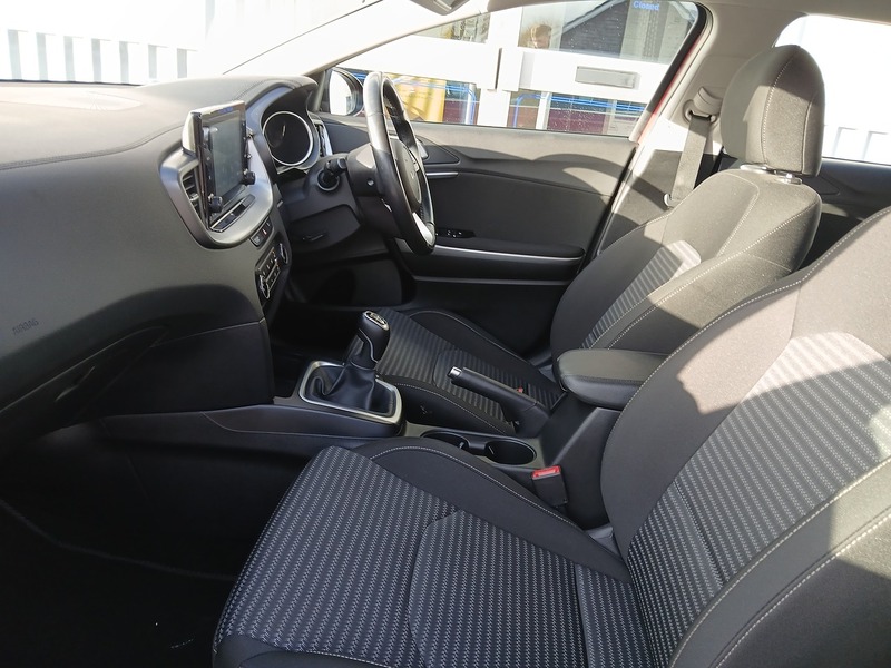 Kia Ceed T-GDi 2 - U3446