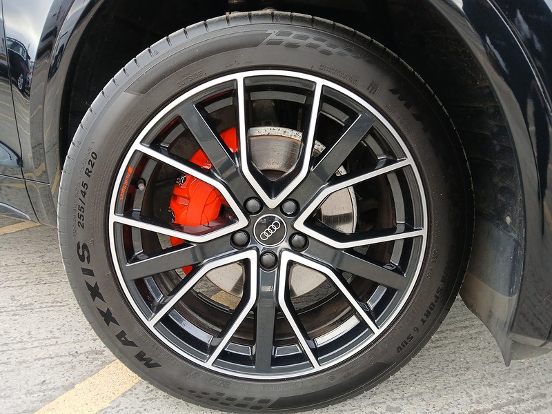 Audi Q5 TDI Edition 1 - U3448