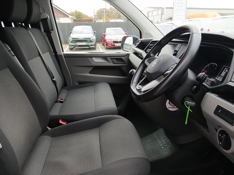 Volkswagen Transporter TDI T30 Startline - U3451