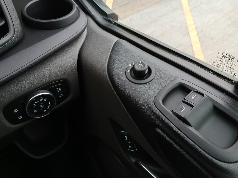 Ford Transit Custom 300 EcoBlue Trend - U3486