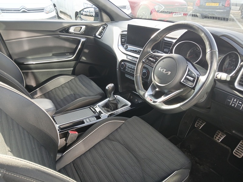 Kia Ceed T-GDi GT-Line - U3504