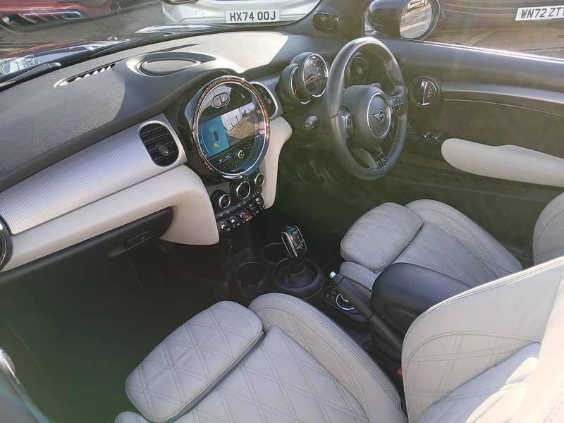 MINI Convertible Cooper S Exclusive - U3517