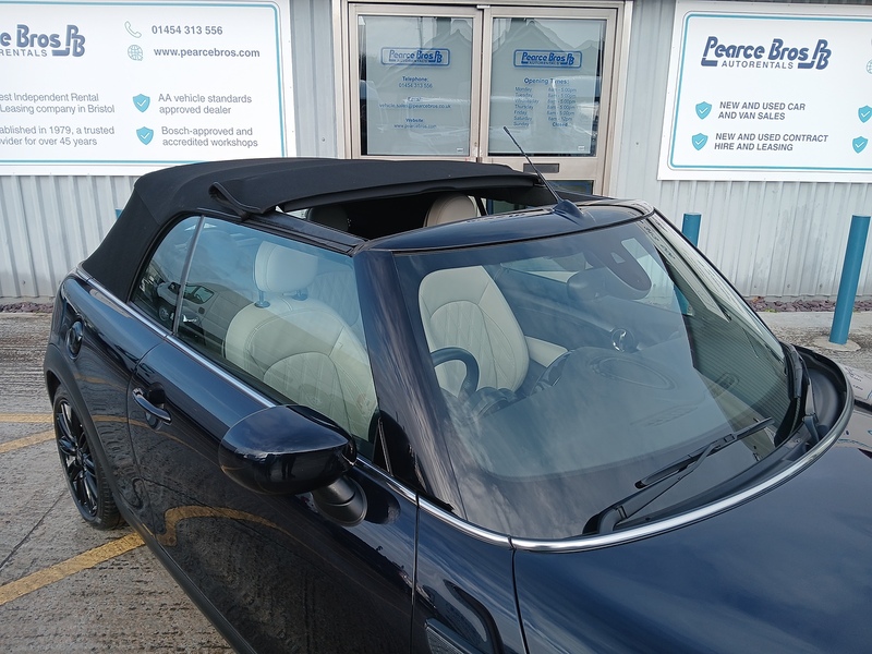 MINI Convertible Cooper S Exclusive - U3517