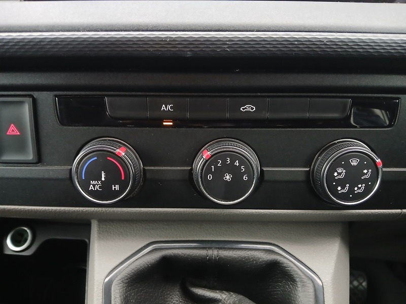 Volkswagen Transporter TDI T30 Startline - U3532