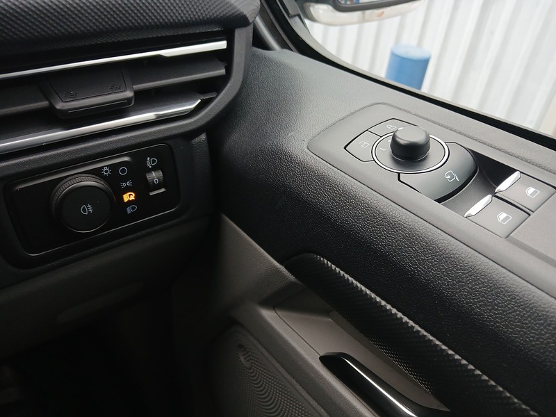 Ford Transit Custom 320 EcoBlue Limited - U3533