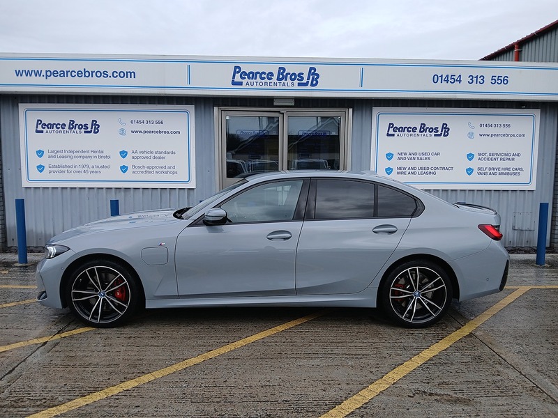 BMW 3 Series 330e M Sport - U3545