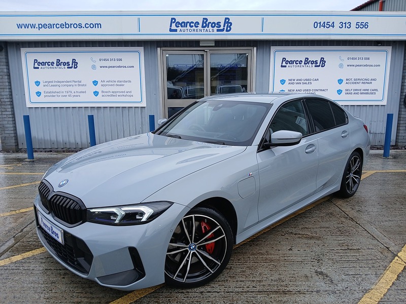 BMW 3 Series 330e M Sport - U3545