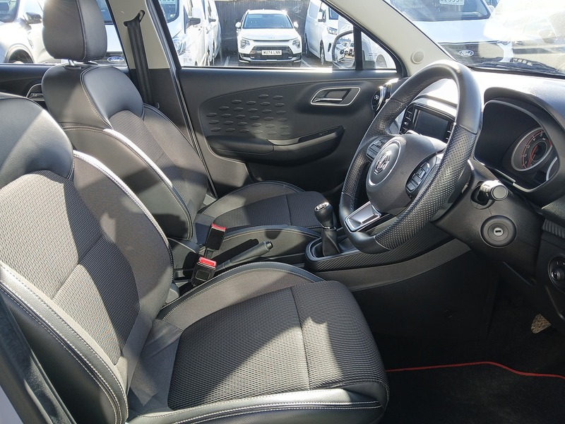 MG MG3 VTi-TECH Exclusive Nav - U3555