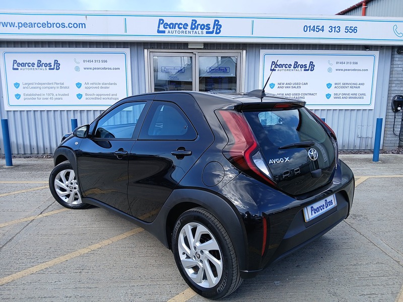 Toyota Aygo X VVT-i Pure - U3599