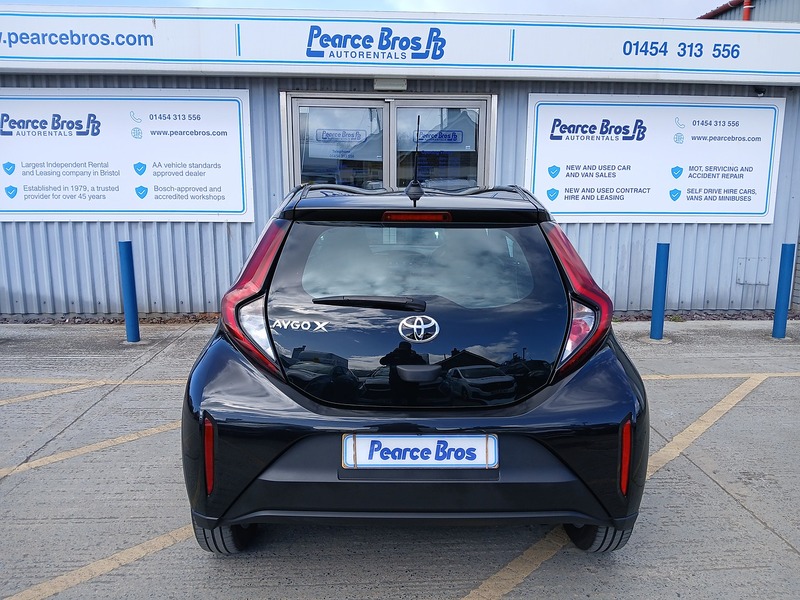 Toyota Aygo X VVT-i Pure - U3599