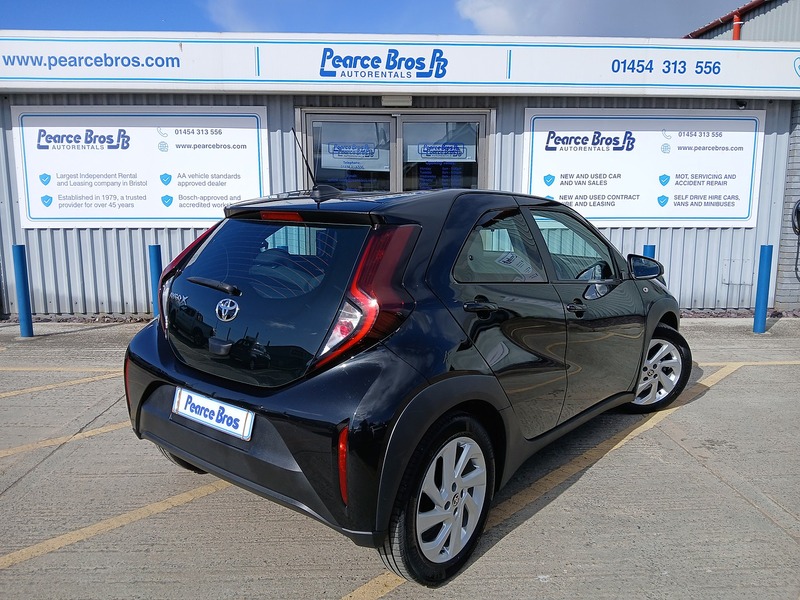 Toyota Aygo X VVT-i Pure - U3599
