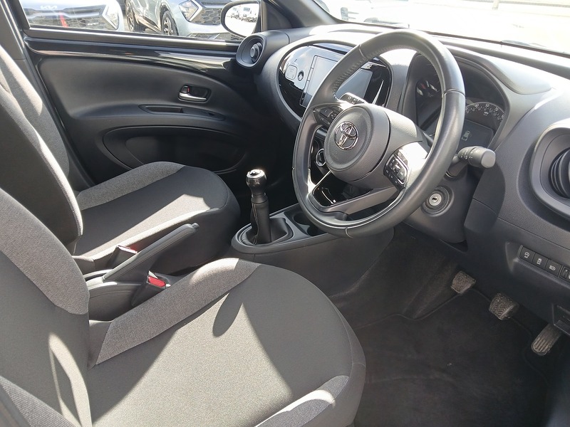 Toyota Aygo X VVT-i Pure - U3599