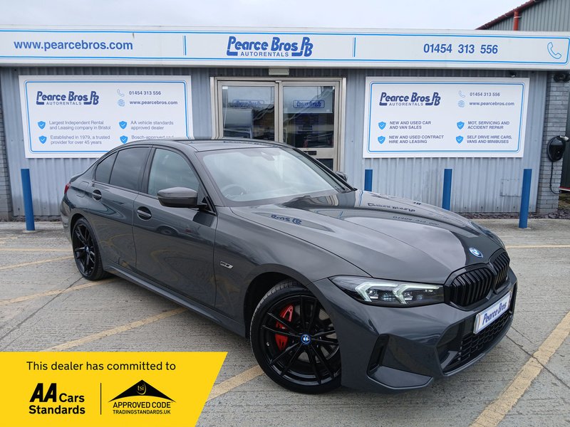 BMW 3 Series 330e M Sport - U3603