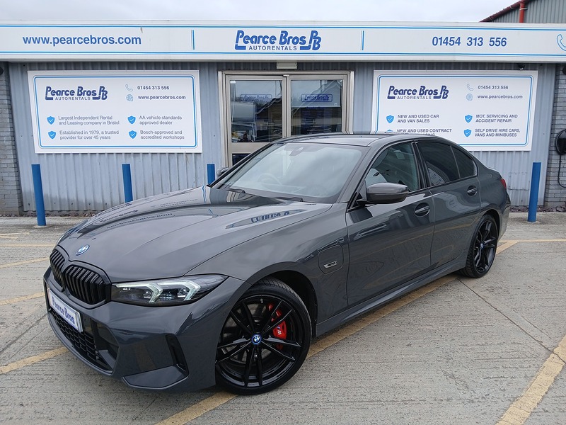 BMW 3 Series 330e M Sport - U3603