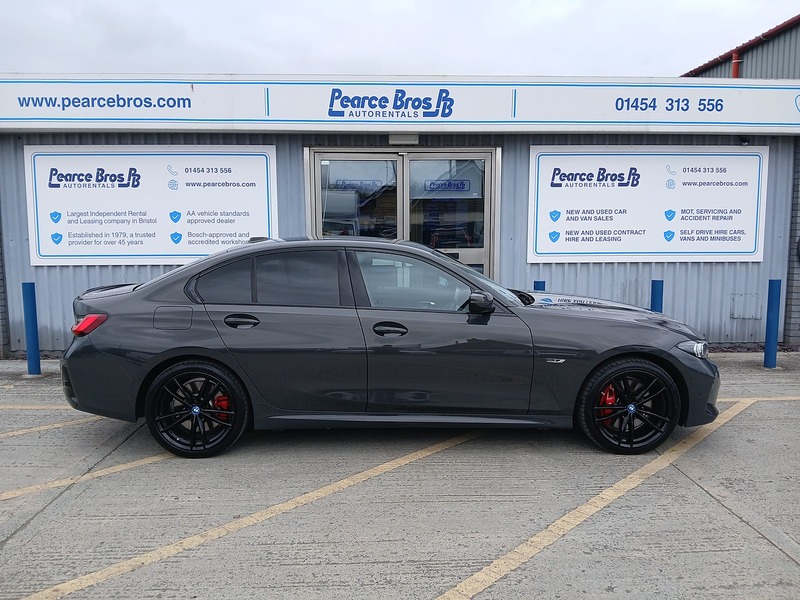 BMW 3 Series 330e M Sport - U3603