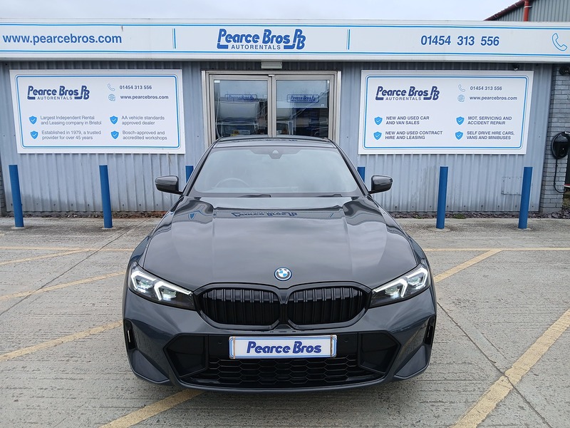 BMW 3 Series 330e M Sport - U3603