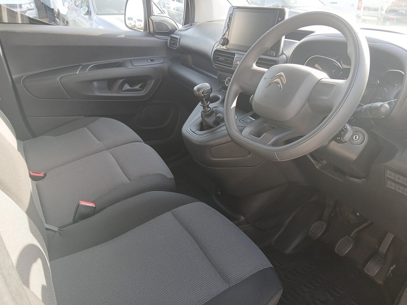Citroen Berlingo BlueHDi 950 Enterprise XL Pro - U3616