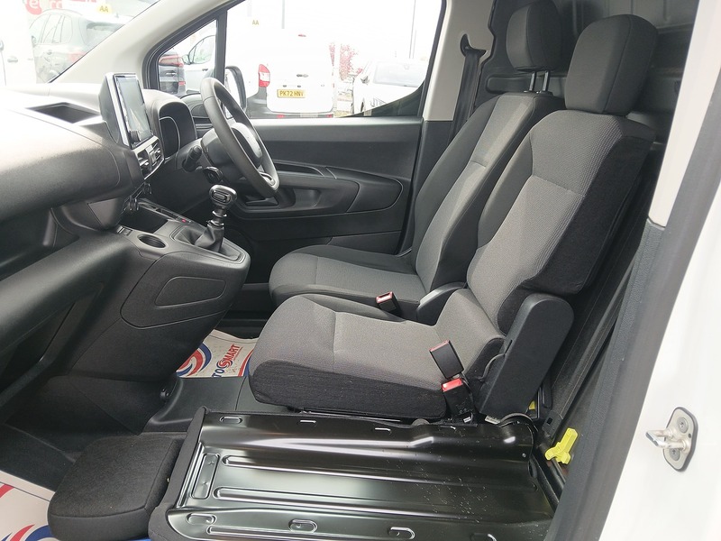 Citroen Berlingo BlueHDi 950 Enterprise XL Pro - U3617