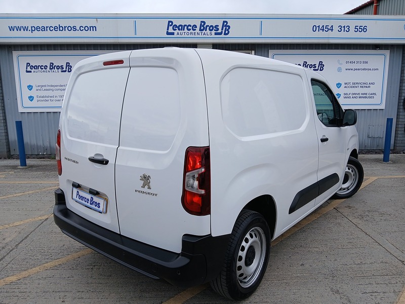 Peugeot Partner BlueHDi 1000 Professional Premium + - U3619