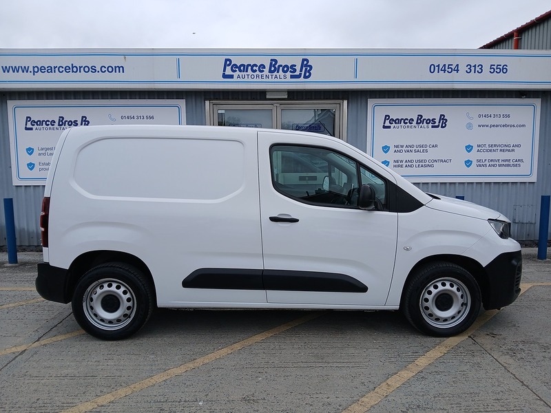 Peugeot Partner BlueHDi 1000 Professional Premium + - U3619