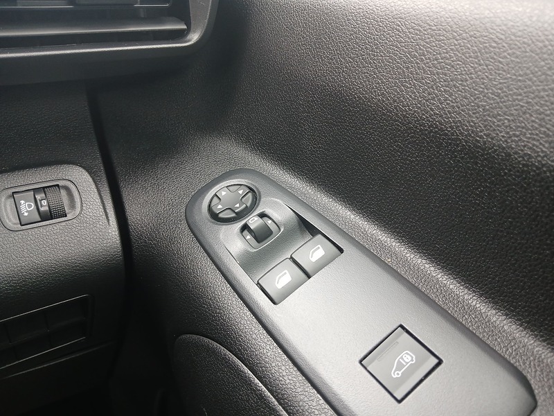Peugeot Partner BlueHDi 1000 Professional Premium + - U3619