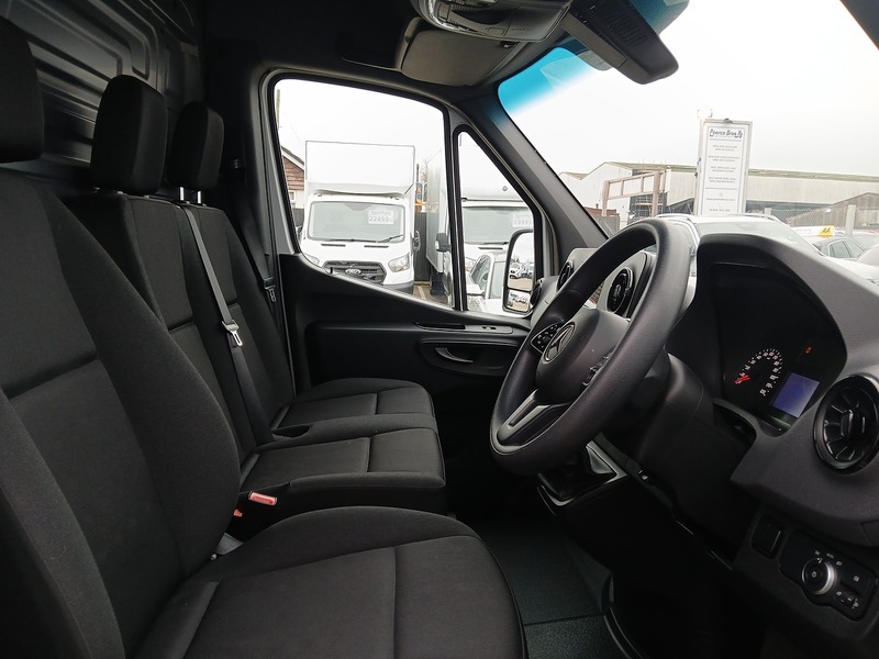 Mercedes-Benz Sprinter 315 CDI Progressive - U3636