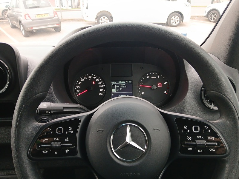 Mercedes-Benz Sprinter 315 CDI Progressive - U3636