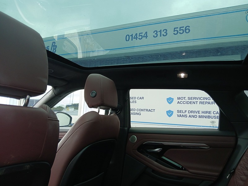 Land Rover Range Rover Evoque P300e Autobiography - U3657