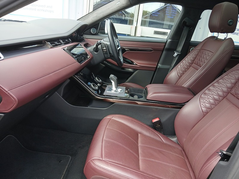 Land Rover Range Rover Evoque P300e Autobiography - U3657