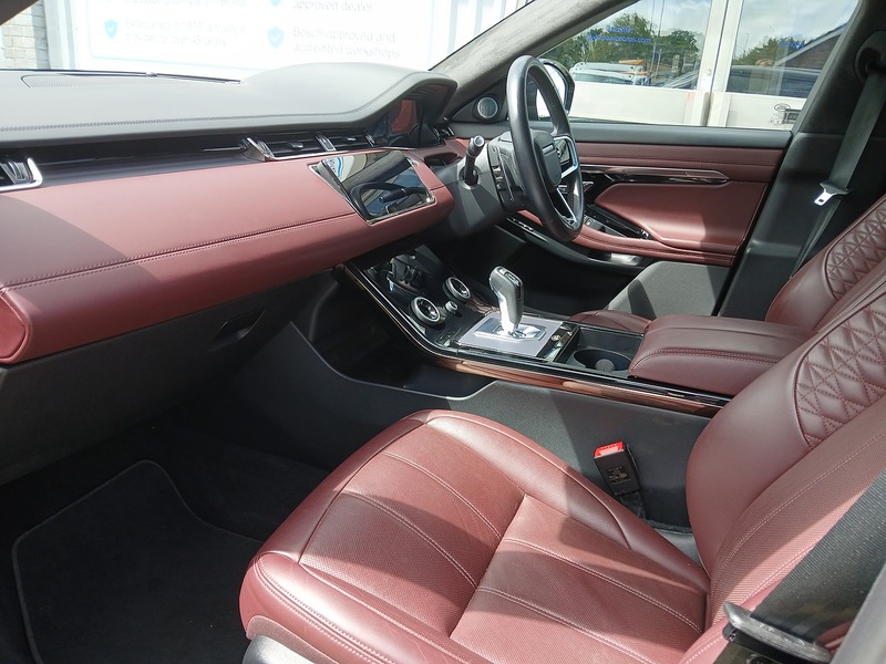 Land Rover Range Rover Evoque P300e Autobiography - U3657