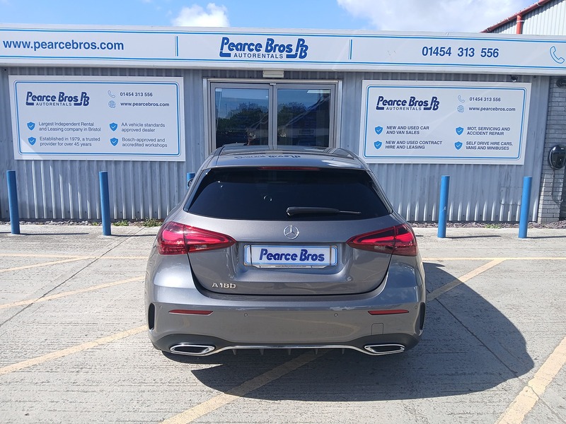 Mercedes-Benz A Class A180h MHEV AMG Line - U3678