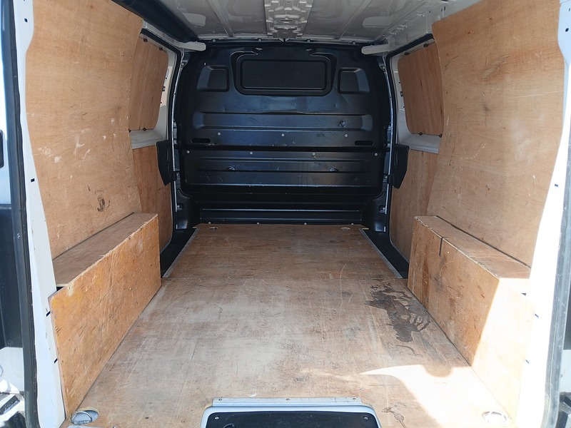 Citroen Dispatch BlueHDi 1400 Enterprise Edition M - U3680