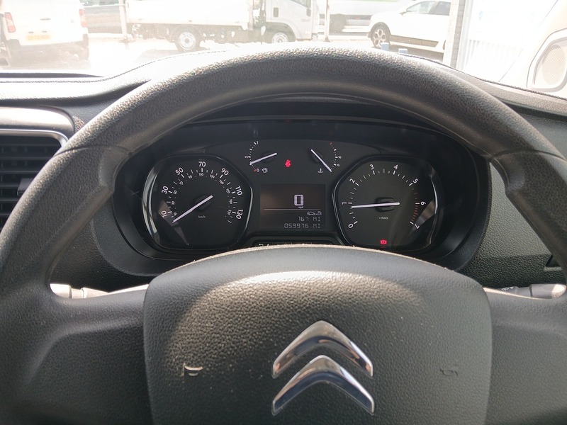 Citroen Dispatch BlueHDi 1400 Enterprise Edition M - U3680