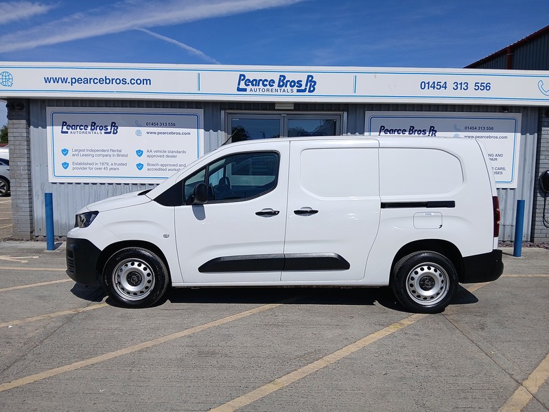 Peugeot Partner BlueHDi 950 Professional Premium + - U3684