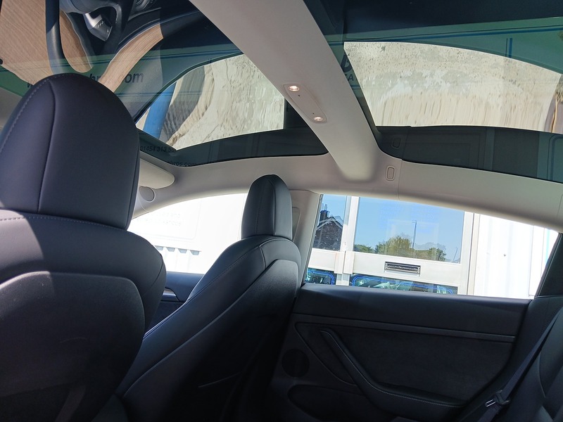 Tesla Model 3 Rear Wheel Drive - U3701