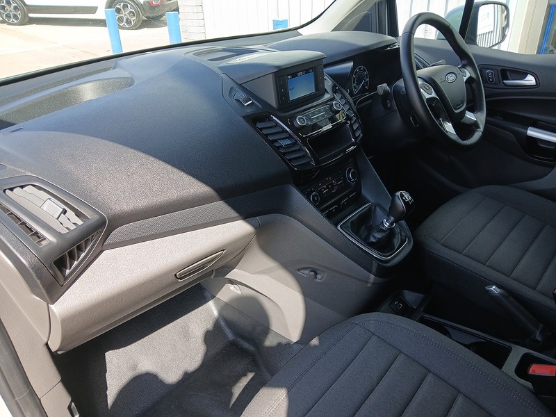 Ford Transit Connect 250 EcoBlue Limited - U3708
