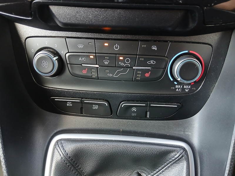 Ford Transit Connect 250 EcoBlue Limited - U3708