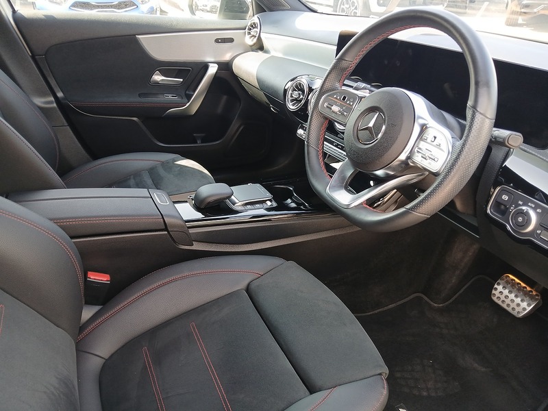 Mercedes-Benz A Class A180 AMG Line - U3712