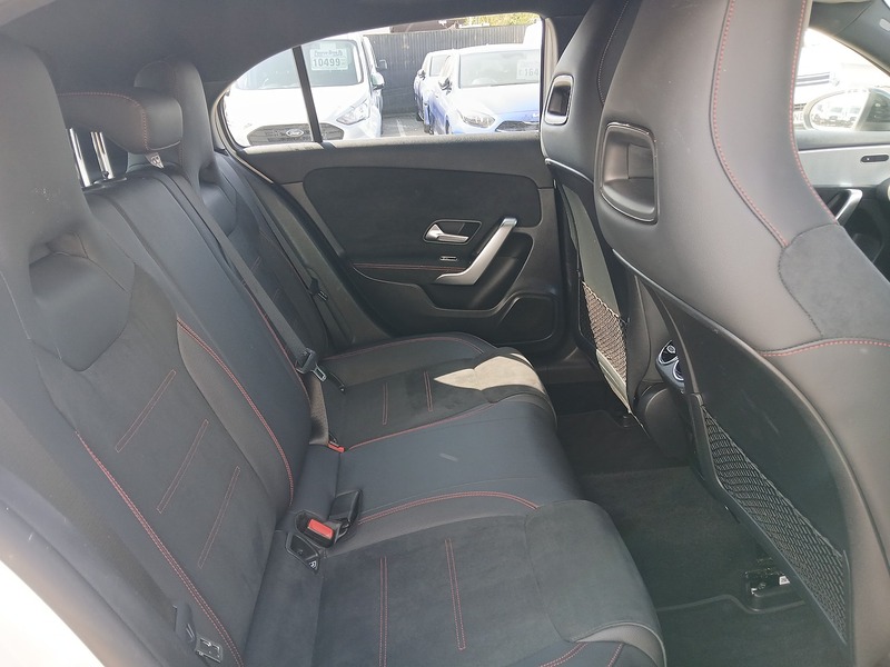 Mercedes-Benz A Class A180 AMG Line - U3712