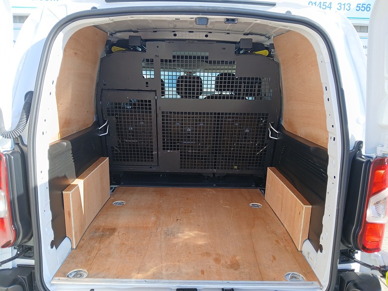 Citroen Berlingo BlueHDi 850 Enterprise XL Edition - U3724