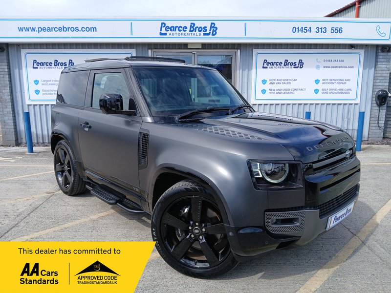 Land Rover Defender