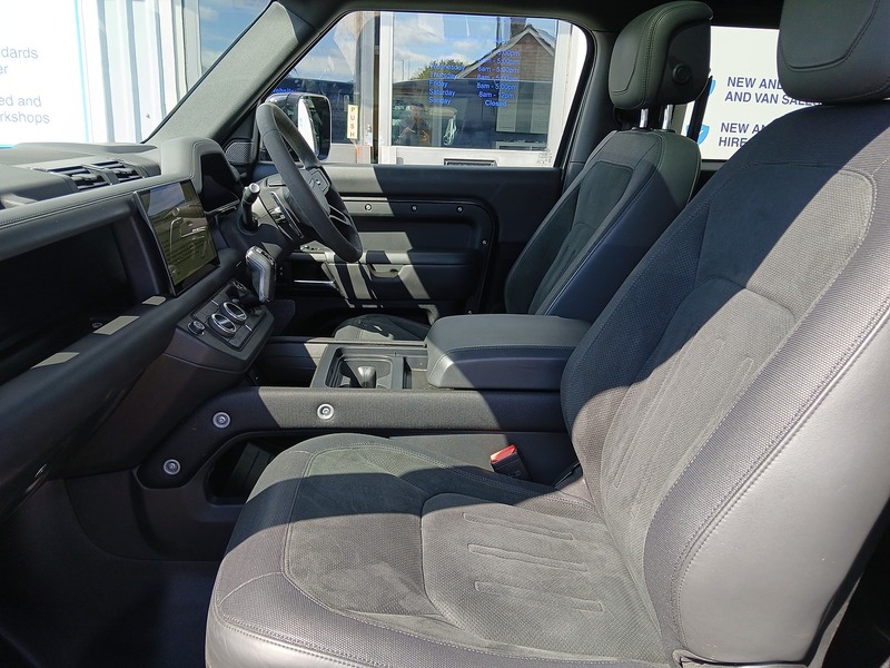 Land Rover Defender 90 P525 V8 Carpathian Edition - U3734