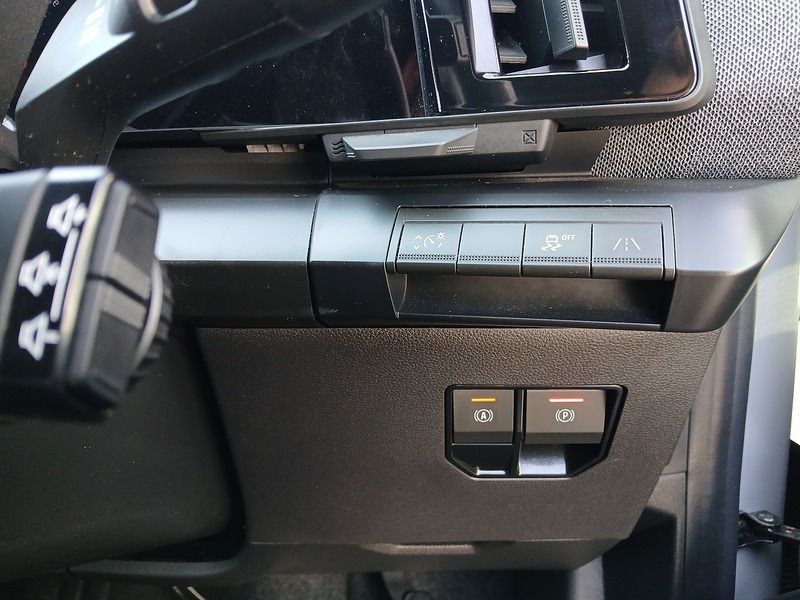 Renault Megane E-Tech techno+ - U3737